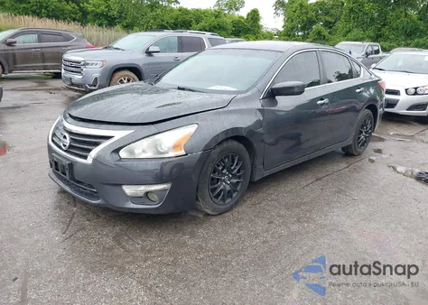 2013 Nissan Altima 2.5 S z USA, uszkodzony, nr VIN 1N4AL3AP8DC910613